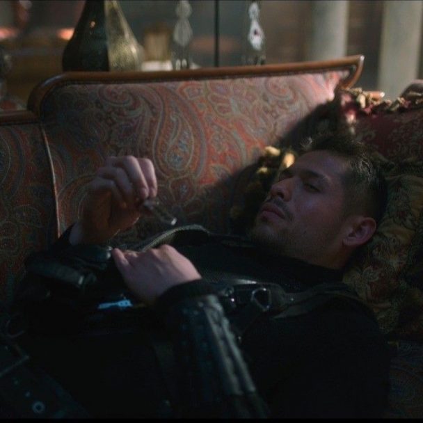 Diego Hargreeves Costume The Umbrella Academy