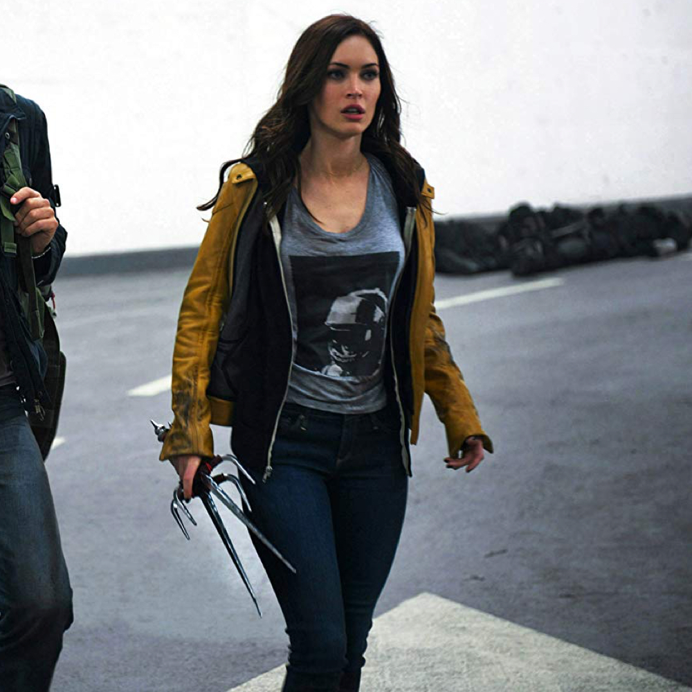 April O'Neil Costume - Megan Fox Schoolgirl - Teenage Mutant Ninja Turtles Fancy Dress - April O'Neil T-Shirt