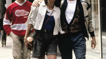 Sloane Peterson Costume - Ferris Bueller's Day Off Fancy Dress - Sloane Peterson Cosplay