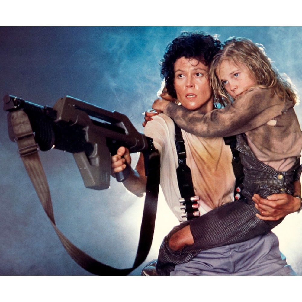 Ellen Ripley Costume - Alien 1979 - Fancy Dress - Cosplay - Gun - Rifle