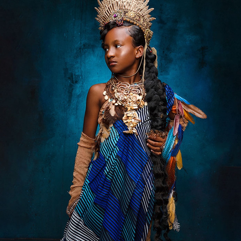 African Queen Costume - Fancy Dress - Shawl