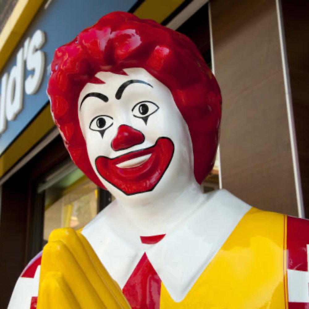 Ronald McDonald Costume - Fancy Dress - Cosplay - Lipstick