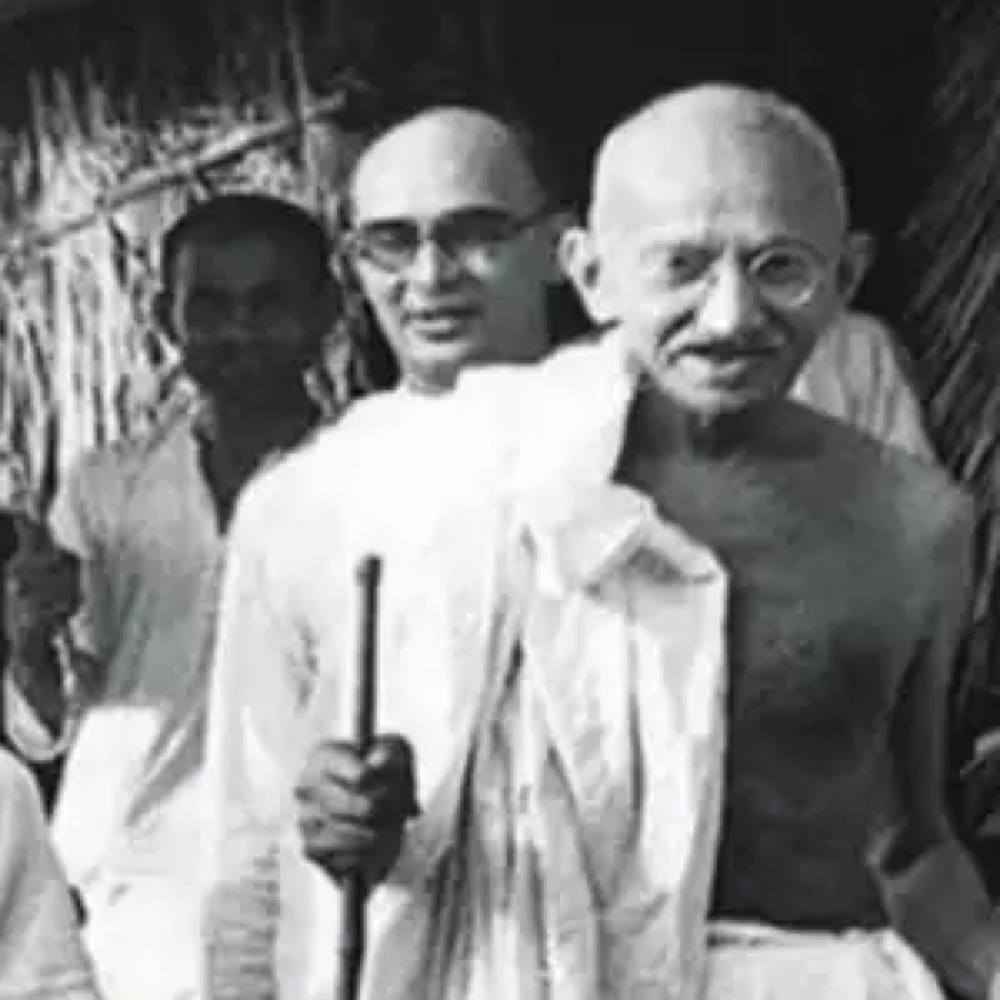 Mahatma Gandhi Costume - Fancy Dress - Cosplay - Spiritual Leader - Walking Stick