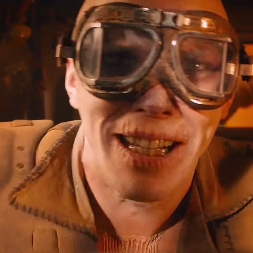 War Boys Costume - Mad Max: Fury Road Fancy Dress Ideas for Groups - Goggles