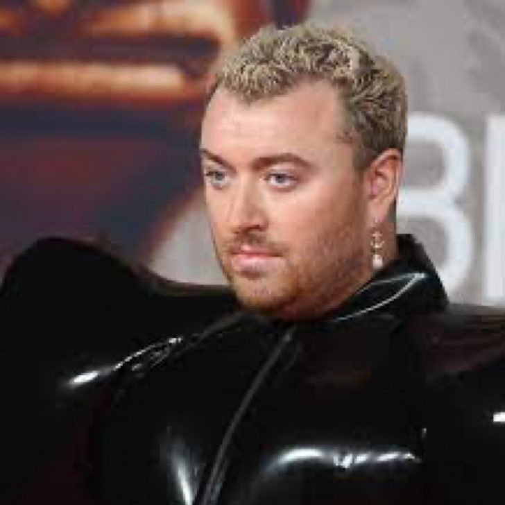 Sam Smith Balloon Suit Costume - Celebrity Fancy Dress Ideas