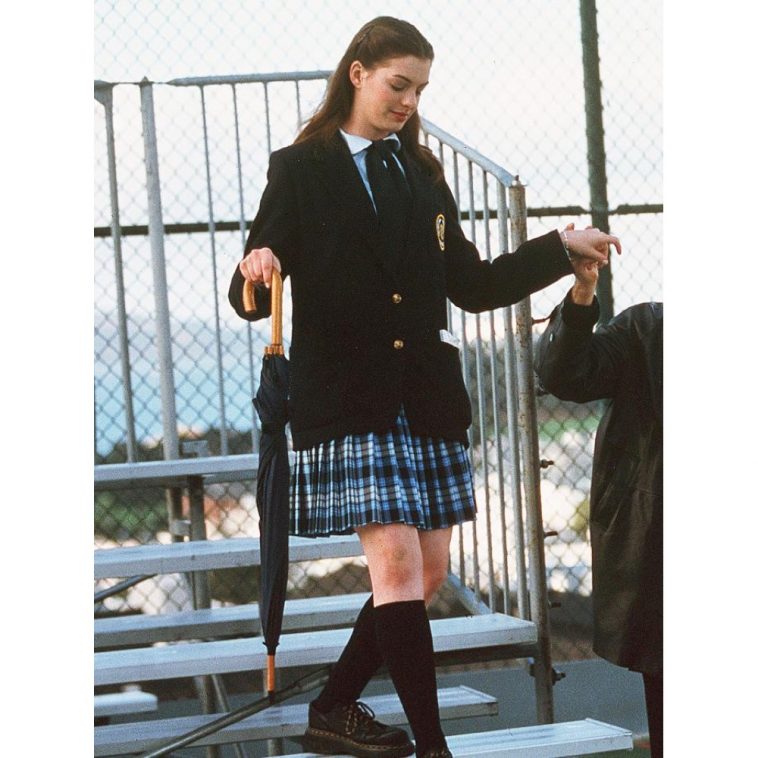 Mia Thermopolis Costume The Princess Diaries Fancy Dress mia-thermopolis-costume-the-princess-diaries-fancy-dress
