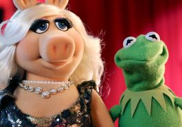 Miss Piggy and Kermit the Frog Costume Ideas for Couples - The Muppet Show Fancy Dress