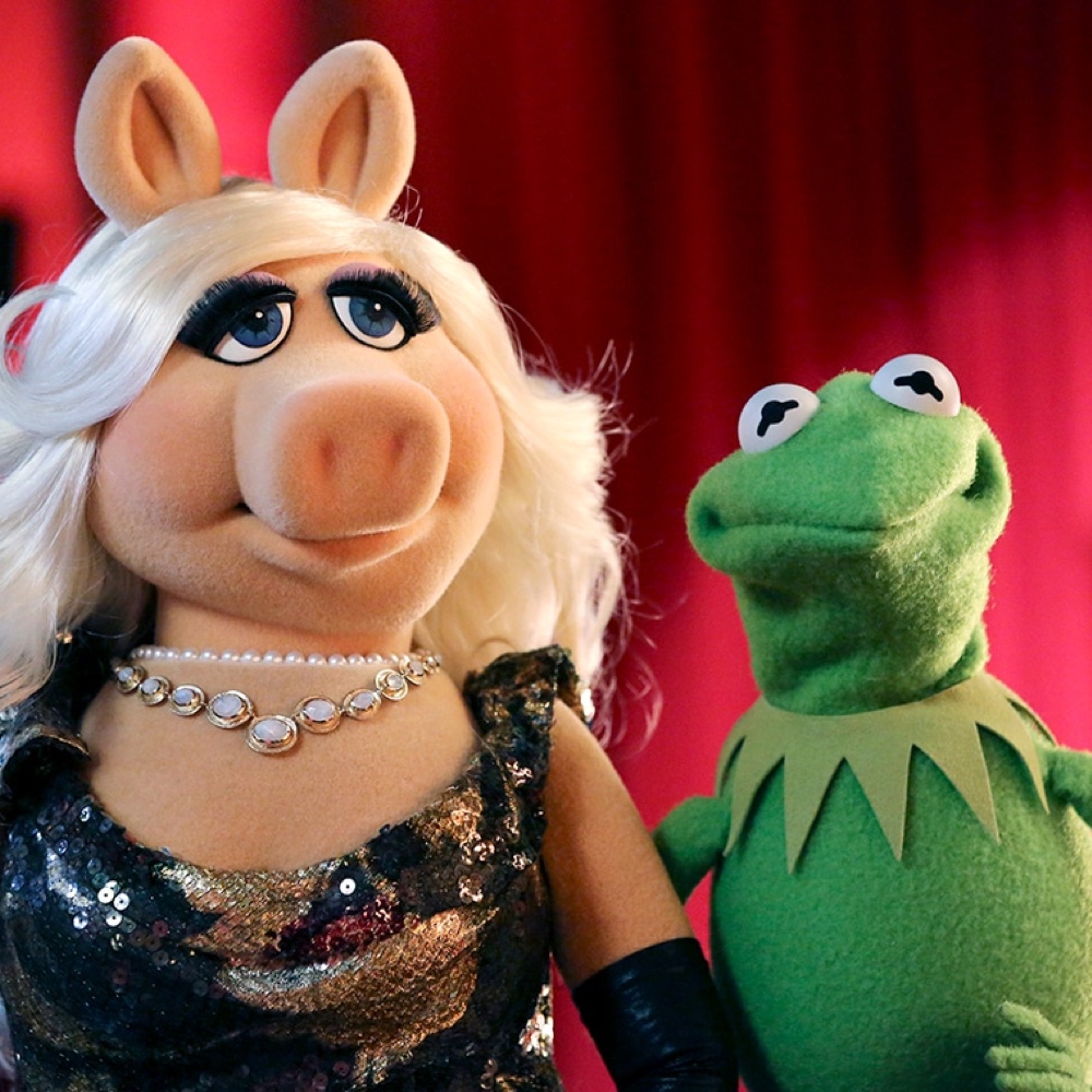 Miss Piggy and Kermit the Frog Costume Ideas for Couples - The Muppet Show Fancy Dress