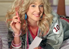 Robin Sparkles Costume and Style - How I Met Your Mother Fancy Dress