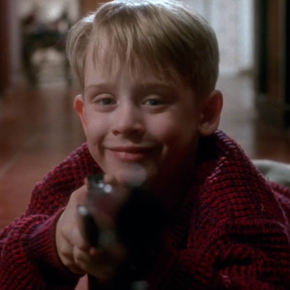 Kevin McCallister Costume - Kevin McCallister air rifle - home alone cosplay